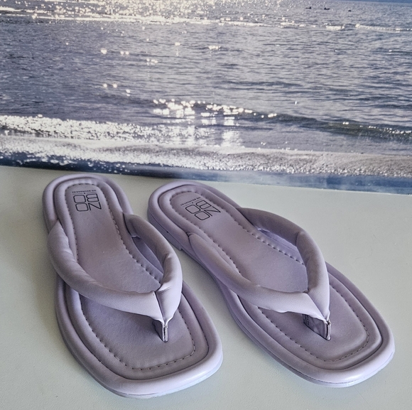 No Boundaries Memory Foam Sandals - Picture 1 of 4